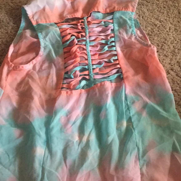 Colorful mesh tank top button up - Picture 2 of 2